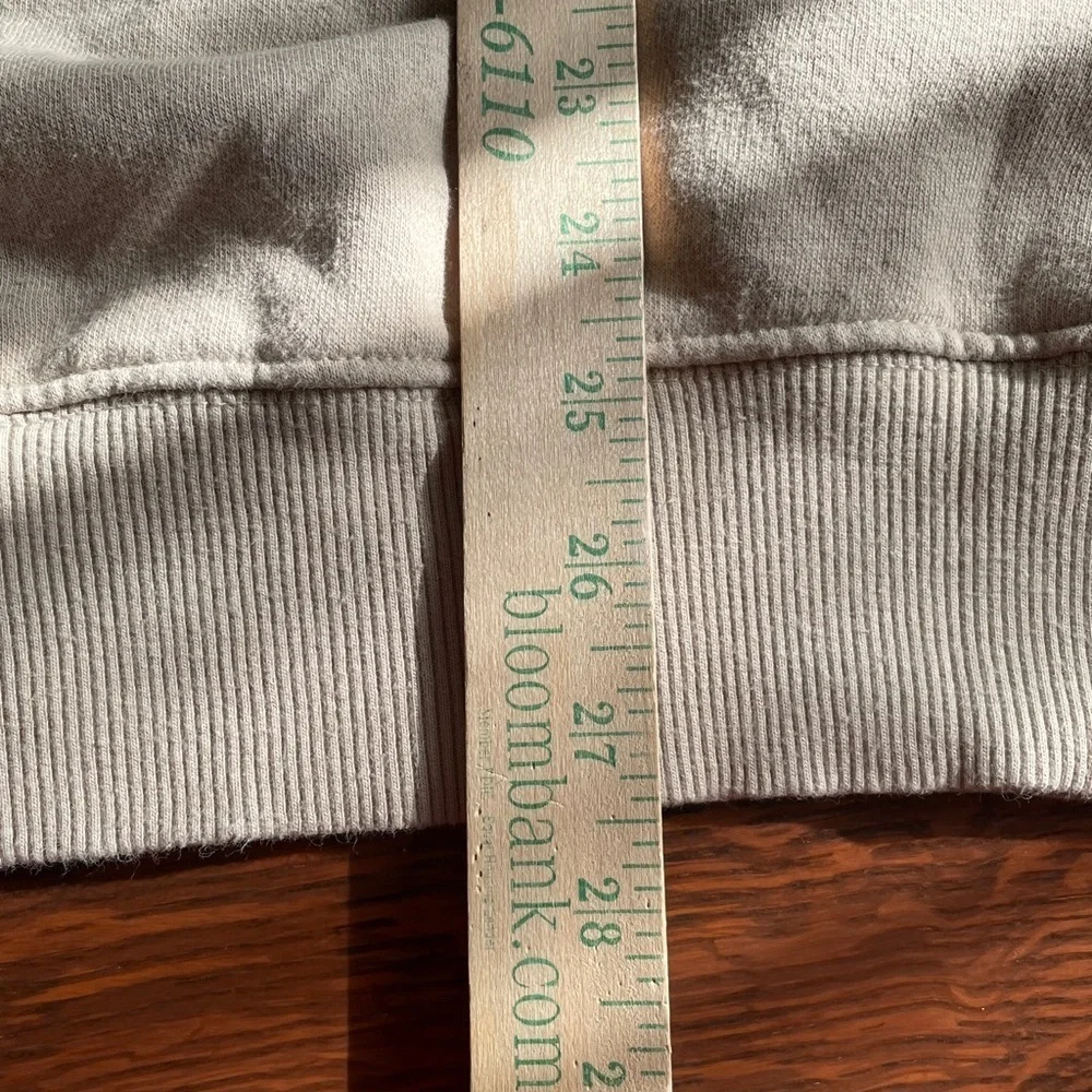 The North Face Men's Beige Crewneck Sweater Size Large